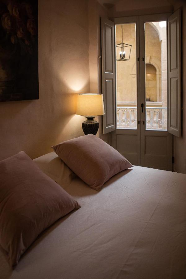 Palazzino Birgu Host Family Bed And Breakfast מראה חיצוני תמונה